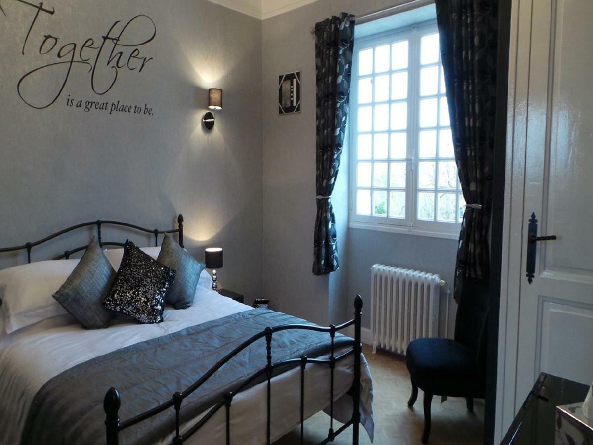 Le Montaigne Bed and Breakfast Saint-Alvère Exteriör bild